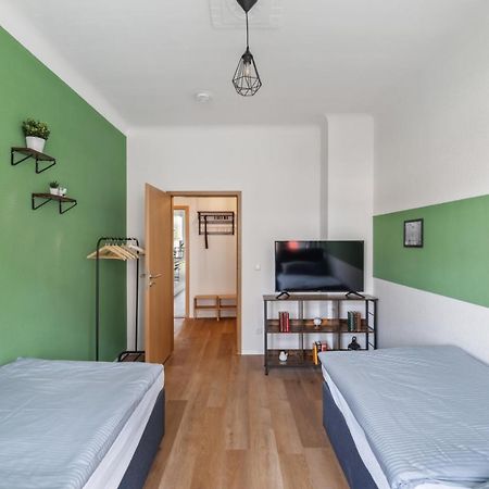 Salihomes/Max Apartment/5Pax/Modern Eingerichtet/Voll Ausgestattet Kueche Markranstädt المظهر الخارجي الصورة