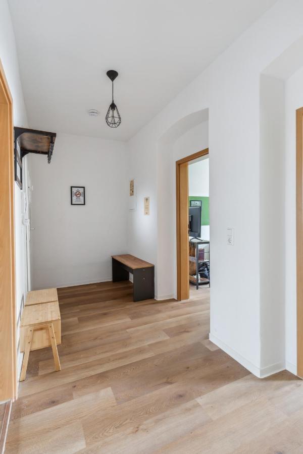 Salihomes/Max Apartment/5Pax/Modern Eingerichtet/Voll Ausgestattet Kueche Markranstädt المظهر الخارجي الصورة